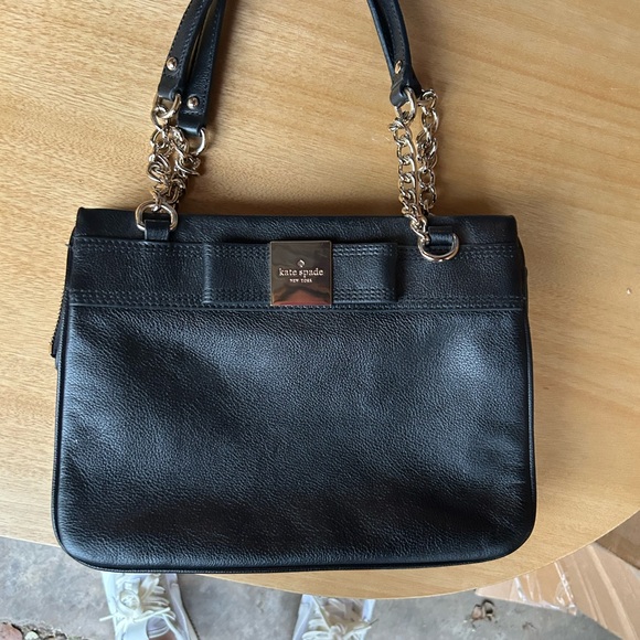 Black Kate Spade purse. Hardly used and in great condition. - Picture 1 of 14